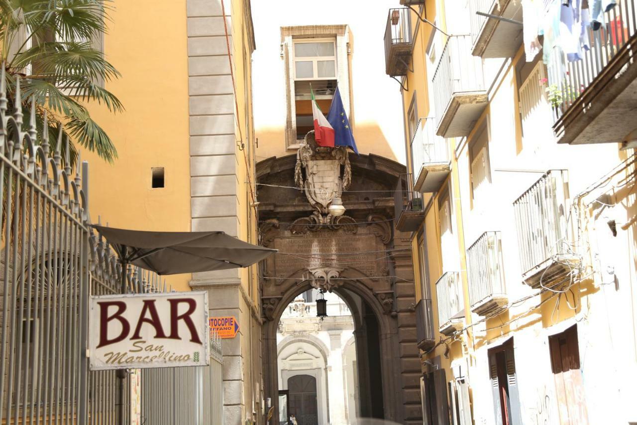 Dimora San Marcellino Nápoles Exterior foto